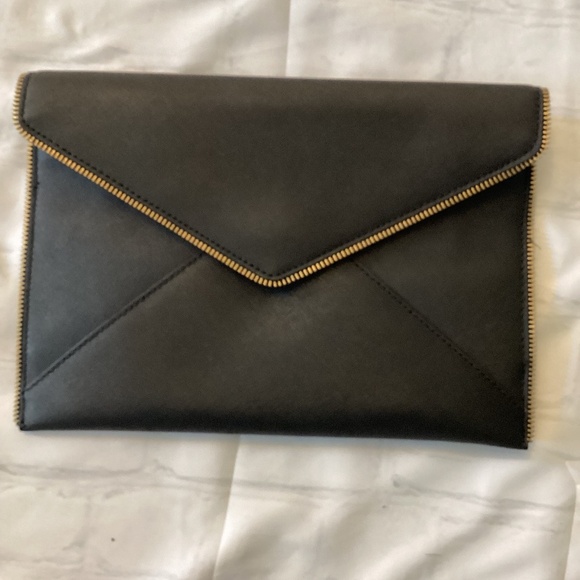 REBECCA MINKOFF Handbags - REBECCA MINKOFF SAFFIANO LEATHER CLUTCH PURSE ( NWOT)